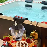 Tatil Evi Aspra Mare House