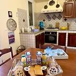 Tatil Evi Aspra Mare House