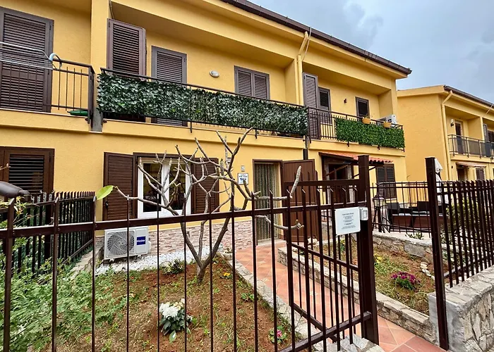 Aspra Mare House *